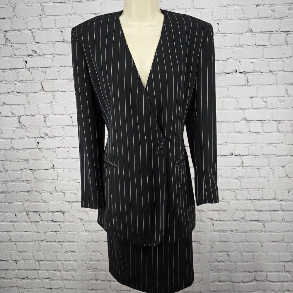 VTG Noviello Bloom Bergdorf Goodman Black Pinstriped Two Piece Skirt Suit Size 4